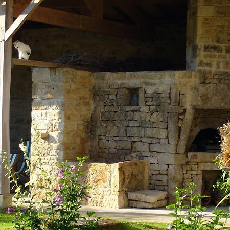 Couette Et Potager D'Antan Melle (Deux-Sevres) Exterior photo