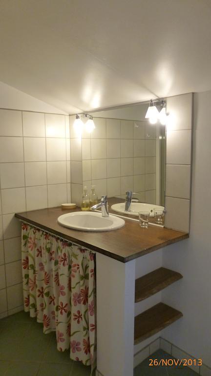 Couette Et Potager D'Antan Melle (Deux-Sevres) Room photo