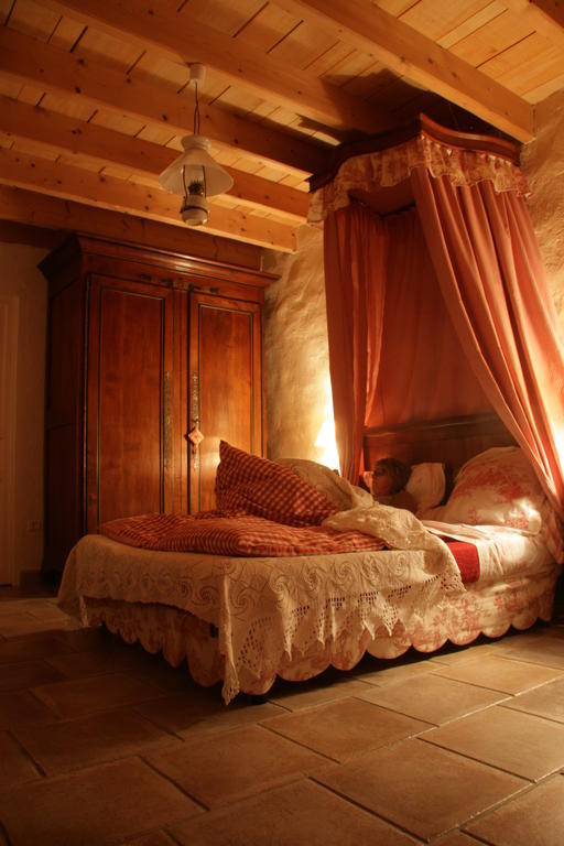 Couette Et Potager D'Antan Melle (Deux-Sevres) Room photo